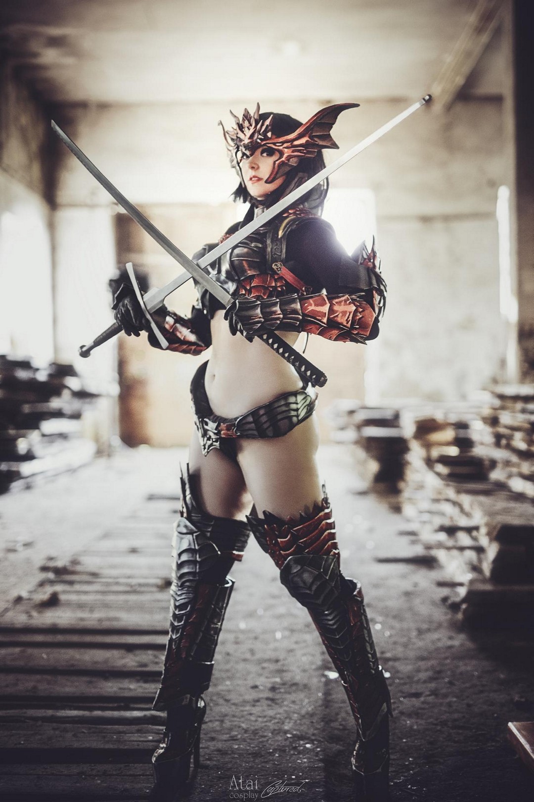 2020-03-31-lineage-2-human-draconic-light-armor-cosplay_4.jpg