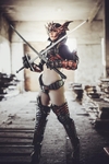 Изображение: 2020-03-31-lineage-2-human-draconic-light-armor-cosplay_4.jpg